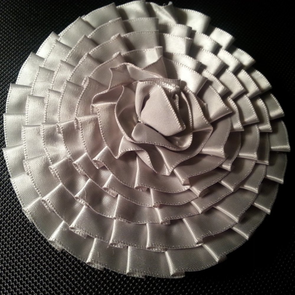 NEW - Initials, Inc Pleated Pin/Clip - Silver